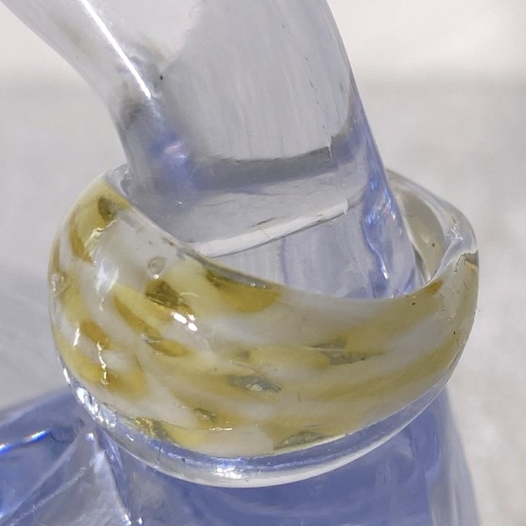 Vintage Art Glass Handmade Yellow White Band Ring - Picture 2 of 13